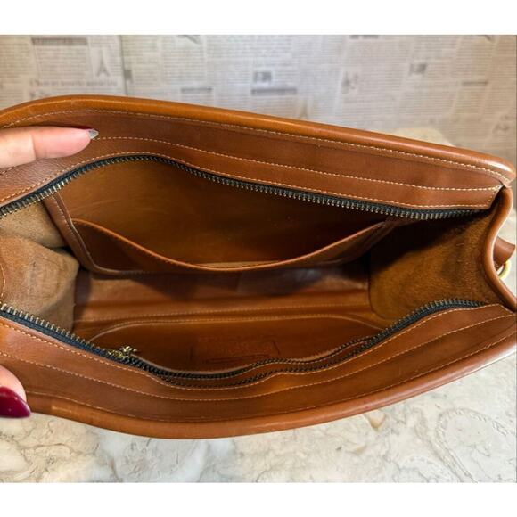 Coach Vintage Brighton Shoulder Crossbody Bag - Picture 9 of 12